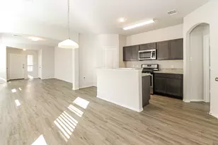 2606 Lina Dr, Conroe, TX 77301 - Photo 4