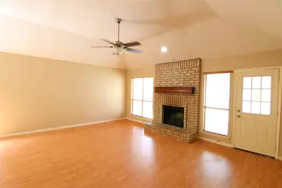 3118 Settlers Way Boulevard, Sugar Land, TX 77479 - Photo 4