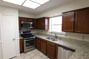 3118 Settlers Way Blvd, Sugar Land, TX 77479 - Photo 10