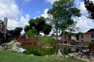8367 Nairn St, Houston, TX 77074 - Photo 14