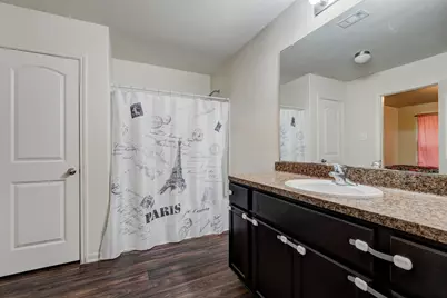 2422 Fallen Pine Lane, Houston, TX 77088 - Photo 16