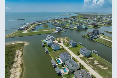 55 Water Key, Hitchcock, TX 77563 - Photo 1