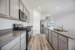 5112 Greengrass Willow Wy, Houston, TX 77048 - Photo 2