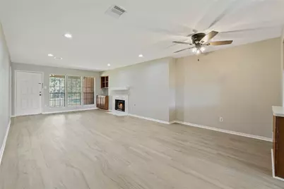 200 Panorama Drive, Conroe, TX 77304 - Photo 4