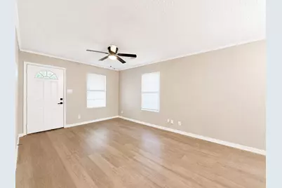 7902 Bowen Street, Houston, TX 77051 - Photo 2