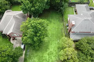 1117 Mulberry Ln, Bellaire, TX 77401 - Photo 1