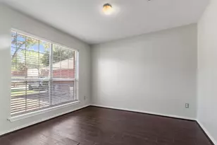 19111 Hayden Wood Dr, Tomball, TX 77375 - Photo 4