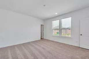 339 Lippizan Dr, Alvin, TX 77511 - Photo 14