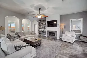 28411 Peper Hollow Ln, Spring, TX 77386 - Photo 2