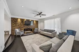 5535 S Braeswood Blvd, Houston, TX 77096 - Photo 4