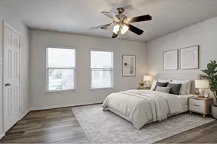 7042 Plum Creek Terrace Ln, Houston, TX 77087 - Photo 10