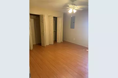 1513 16th Street #4, Huntsville, TX 77340 - Photo 4