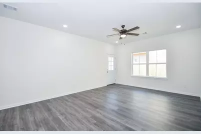 2811 Pine Estate Lane, Houston, TX 77014 - Photo 4