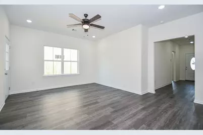 2811 Pine Estate Lane, Houston, TX 77014 - Photo 2