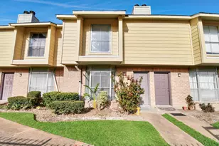 9350 Country Creek Dr, Houston, TX 77036 - Photo 2