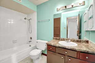 9350 Country Creek Dr, Houston, TX 77036 - Photo 20