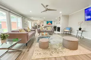 8423 Glen Valley Dr, Houston, TX 77061 - Photo 28