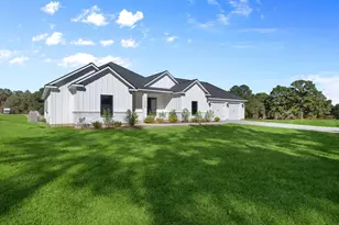 11695 Amberwood Dr, Montgomery, TX 77356 - Photo 1