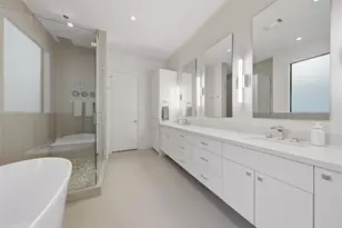 2114 McDuffie St, Houston, TX 77019 - Photo 28