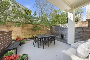 2114 McDuffie St, Houston, TX 77019 - Photo 20