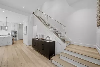 2114 McDuffie Street, Houston, TX 77019 - Photo 14