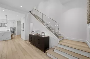 2114 McDuffie St, Houston, TX 77019 - Photo 14