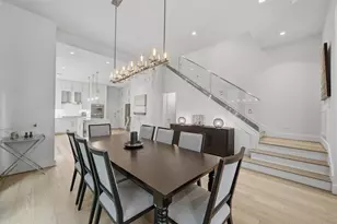 2114 McDuffie St, Houston, TX 77019 - Photo 12