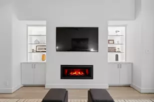 2114 McDuffie St, Houston, TX 77019 - Photo 16