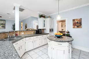 12446 Chalmette St, Houston, TX 77015 - Photo 6