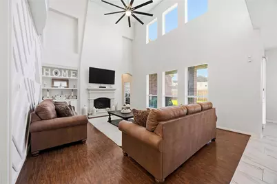 2526 Crystal Shore Drive, Rosharon, TX 77583 - Photo 8