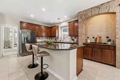 139 E Mirror Ridge Circle, The Woodlands, TX 77382 - Photo 16