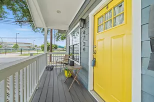 4734 Bell St, Houston, TX 77023 - Photo 2