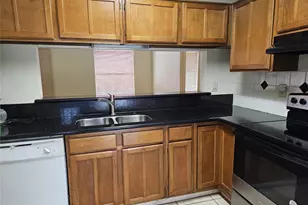 8215 Summer Quail Dr, Houston, TX 77489 - Photo 10