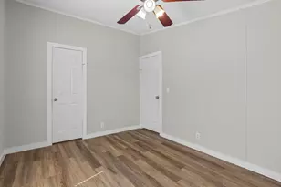 183 Altamira Ave, Elgin, TX 78621 - Photo 32