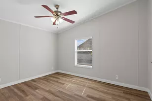 183 Altamira Ave, Elgin, TX 78621 - Photo 30