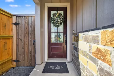 1303 Upland Retreat Blue Place, Houston, TX 77043 - Photo 6