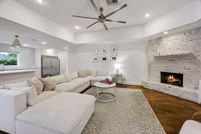 2503 Stoney Brook Drive, Houston, TX 77063 - Photo 8