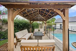 2503 Stoney Brook Dr, Houston, TX 77063 - Photo 30