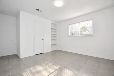 17058 Gleneagle Drive S, Conroe, TX 77385 - Photo 14