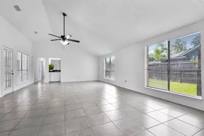 17058 Gleneagle Drive S, Conroe, TX 77385 - Photo 8