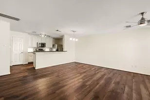 1919 Bailey St, Houston, TX 77006 - Photo 4