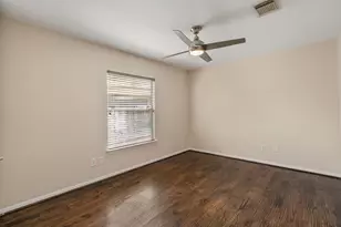 1919 Bailey St, Houston, TX 77006 - Photo 14