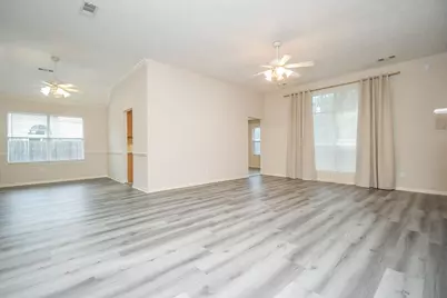 6811 Shelby Oaks Drive, Richmond, TX 77407 - Photo 14
