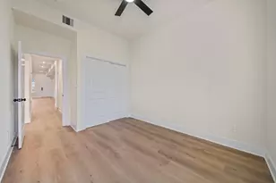 234 E 39th St, Houston, TX 77018 - Photo 16