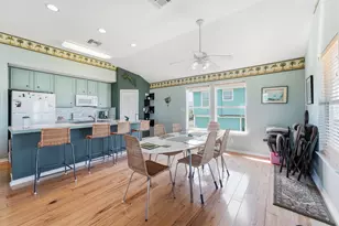 4014 Jackson Dr, Galveston, TX 77554 - Photo 8