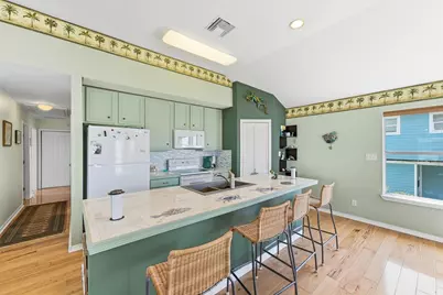 4014 Jackson Drive, Galveston, TX 77554 - Photo 10