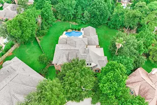 2500 Eagle Post Dr, Conroe, TX 77304 - Photo 2