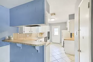 2718 Tinechester Dr, Houston, TX 77339 - Photo 8