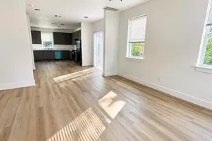 7634 Crofton St, Houston, TX 77028 - Photo 6