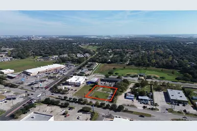 1500 N Alexander Drive, Baytown, TX 77520 - Photo 2